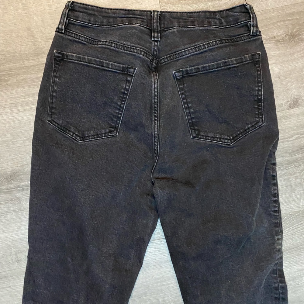 Urban Outfitters BDG Girlfriend High-Rise Cropped Jeans - Picture 8 of 8